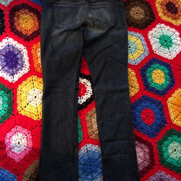 Guess Jeans - Picture 4 of 8